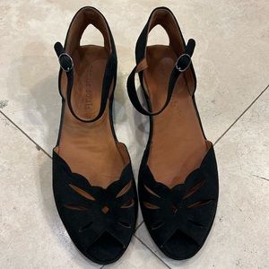 Gentle souls  black sandals